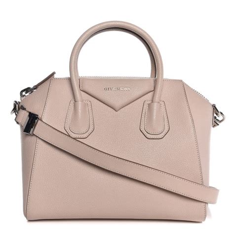 givenchy antigona small nude|GIVENCHY Sugar Goatskin Small Antigona Nude Pink.